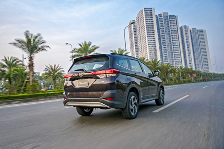 toyota-rush-2021